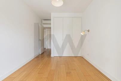 Apartamento T1 para Arrendamento em Seixal, Arrentela e Aldeia de Paio Pires