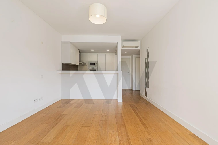 Apartamento T1 para Arrendamento em Seixal, Arrentela e Aldeia de Paio Pires Foto 9