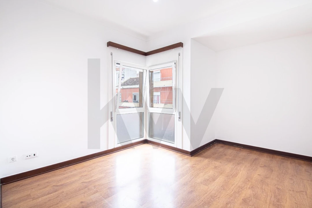 Apartamento T3 para Arrendamento em Alhandra, São João dos Montes e Calhandriz Foto 4