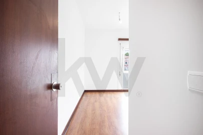 Apartamento T3 para Arrendamento em Alhandra, São João dos Montes e Calhandriz