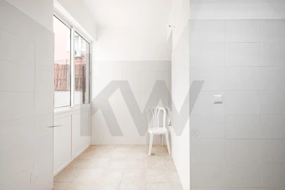 Apartamento T3 para Arrendamento em Alhandra, São João dos Montes e Calhandriz
