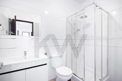 Apartamento T3 para Arrendamento em Alhandra, São João dos Montes e Calhandriz