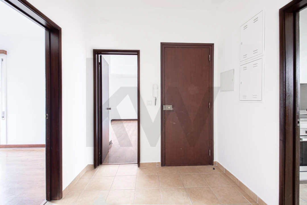 Apartamento T3 para Arrendamento em Alhandra, São João dos Montes e Calhandriz Foto 2