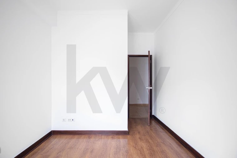 Apartamento T3 para Arrendamento em Alhandra, São João dos Montes e Calhandriz Foto 15