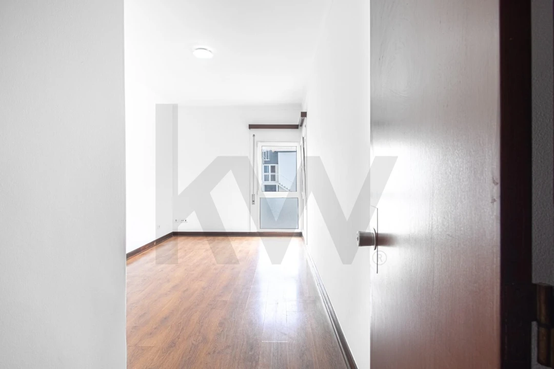 Apartamento T3 para Arrendamento em Alhandra, São João dos Montes e Calhandriz Foto 19