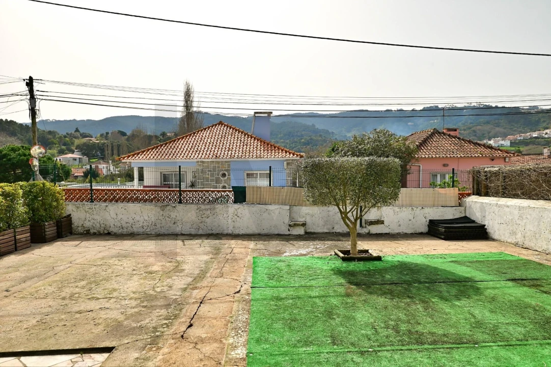 Moradia T8 para Venda em Colares Foto 6