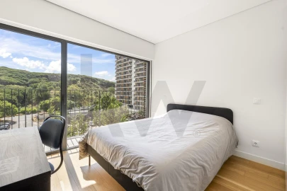 Apartamento T3 para Arrendamento em Algés, Linda-A-Velha e Cruz Quebrada-Dafundo