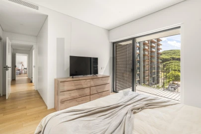 Apartamento T3 para Arrendamento em Algés, Linda-A-Velha e Cruz Quebrada-Dafundo