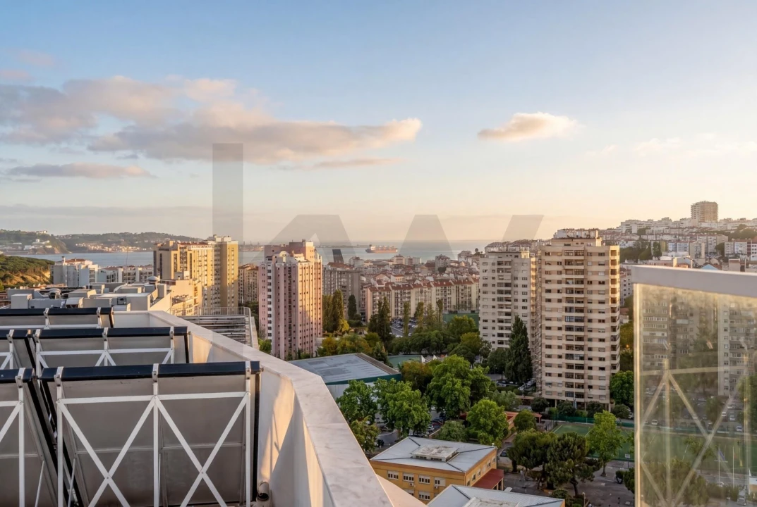 Apartamento T3 para Arrendamento em Algés, Linda-A-Velha e Cruz Quebrada-Dafundo Foto 31
