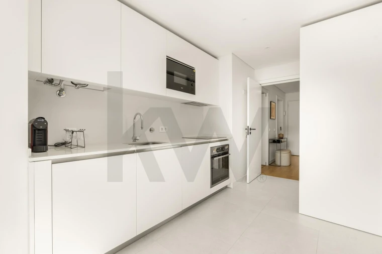 Apartamento T3 para Arrendamento em Algés, Linda-A-Velha e Cruz Quebrada-Dafundo Foto 8
