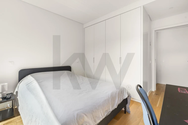 Apartamento T3 para Arrendamento em Algés, Linda-A-Velha e Cruz Quebrada-Dafundo Foto 24
