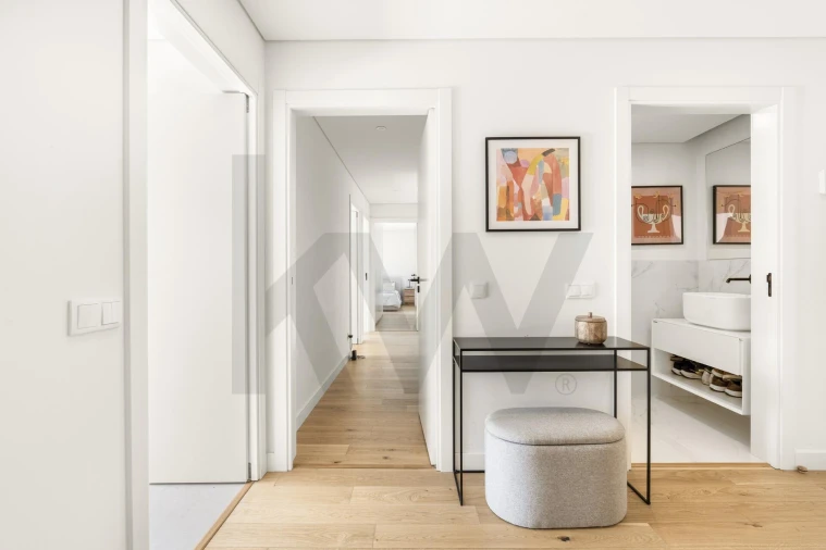 Apartamento T3 para Arrendamento em Algés, Linda-A-Velha e Cruz Quebrada-Dafundo Foto 14