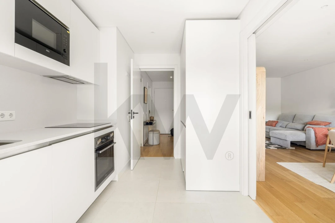 Apartamento T3 para Arrendamento em Algés, Linda-A-Velha e Cruz Quebrada-Dafundo Foto 9