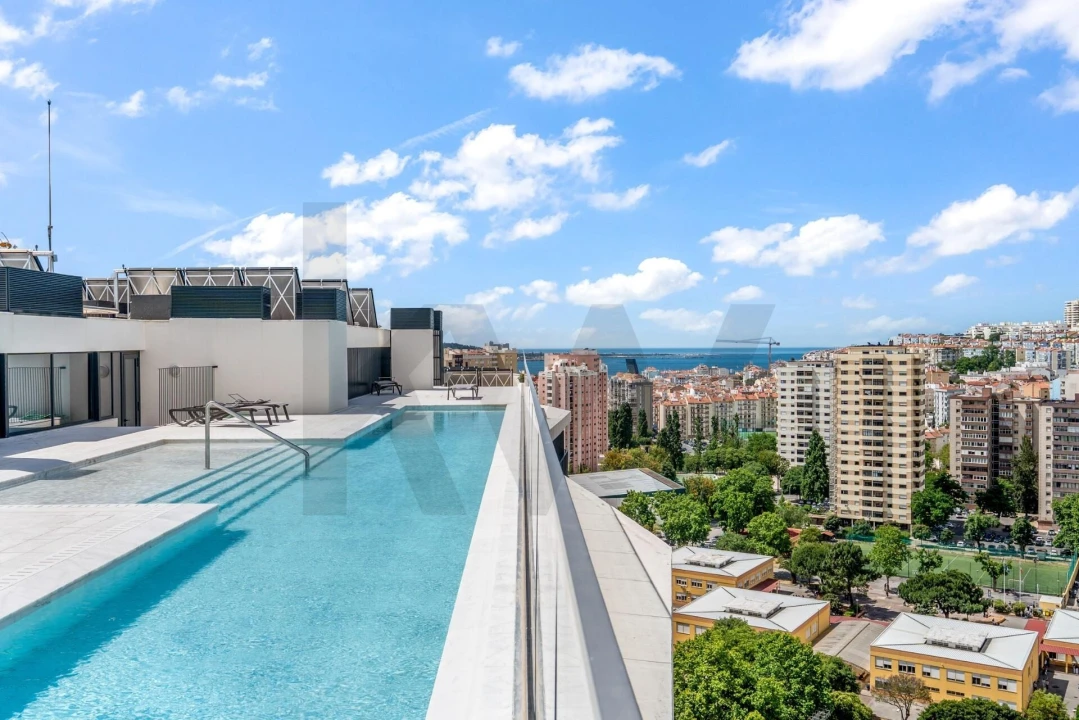 Apartamento T3 para Arrendamento em Algés, Linda-A-Velha e Cruz Quebrada-Dafundo Foto 29