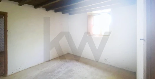 Moradia T3 para Venda em Madalena e Beselga