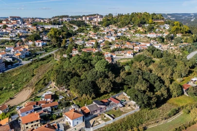 Terreno para Venda em O. Azeméis, Riba-Ul, Ul, Macinhata Seixa, Madail