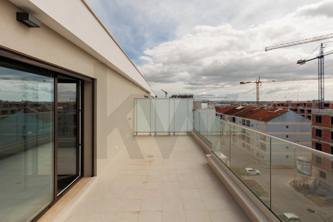 Apartamento T5 para Venda em Montijo e Afonsoeiro Foto 17