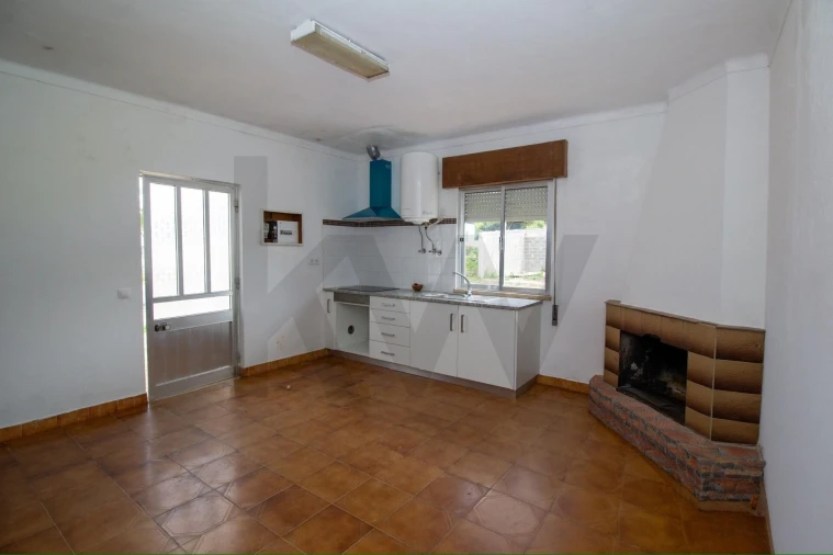 Moradia T2 para Venda em Fazendas de Almeirim Foto 2