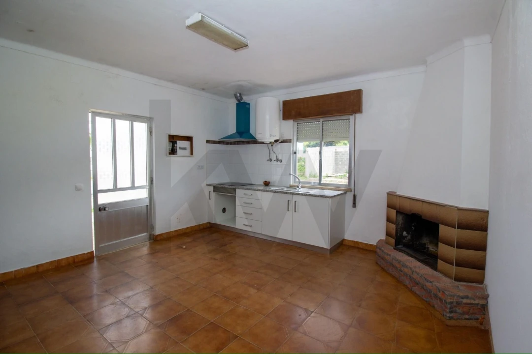 Moradia T2 para Venda em Fazendas de Almeirim Foto 2