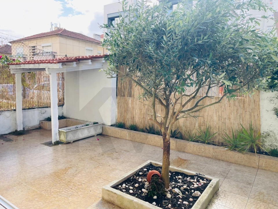 Apartamento T2 para Venda em Almada, Cova da Piedade, Pragal e Cacilhas Foto 17