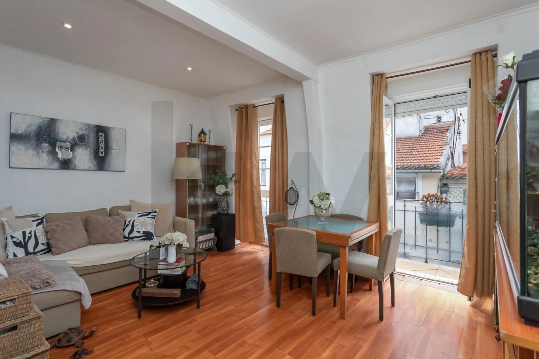 Apartamento T3 para Venda em Arroios Foto 1