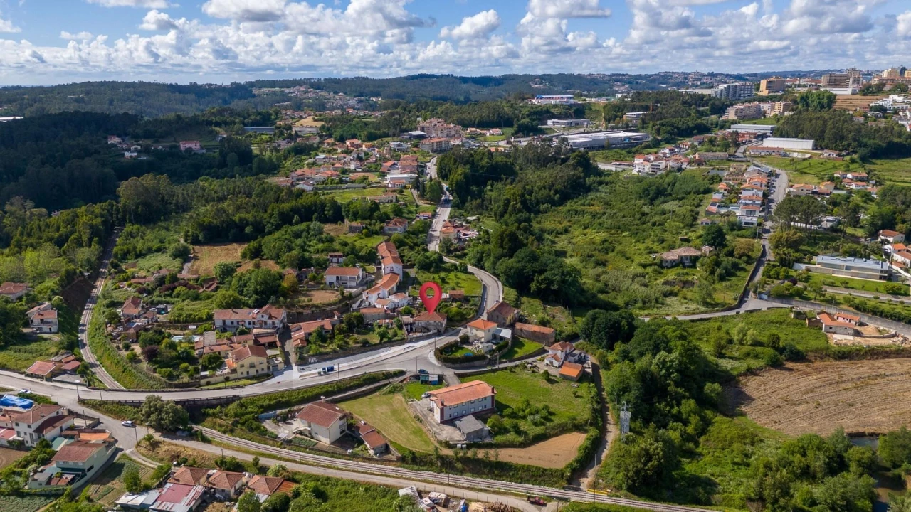 Moradia T4 para Venda em O. Azeméis, Riba-Ul, Ul, Macinhata Seixa, Madail Foto 60