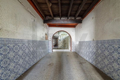 Moradia T4 para Venda em O. Azeméis, Riba-Ul, Ul, Macinhata Seixa, Madail
