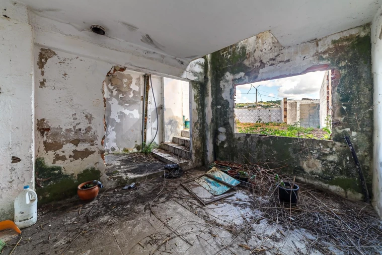 Moradia T4 para Venda em O. Azeméis, Riba-Ul, Ul, Macinhata Seixa, Madail Foto 22