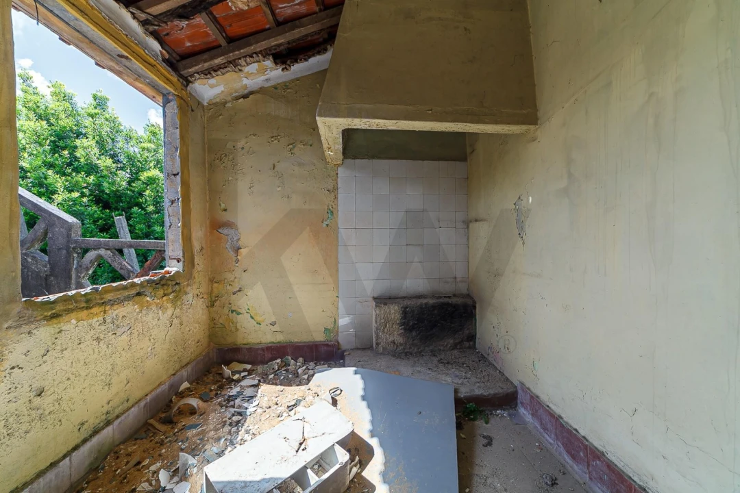 Moradia T4 para Venda em O. Azeméis, Riba-Ul, Ul, Macinhata Seixa, Madail Foto 32