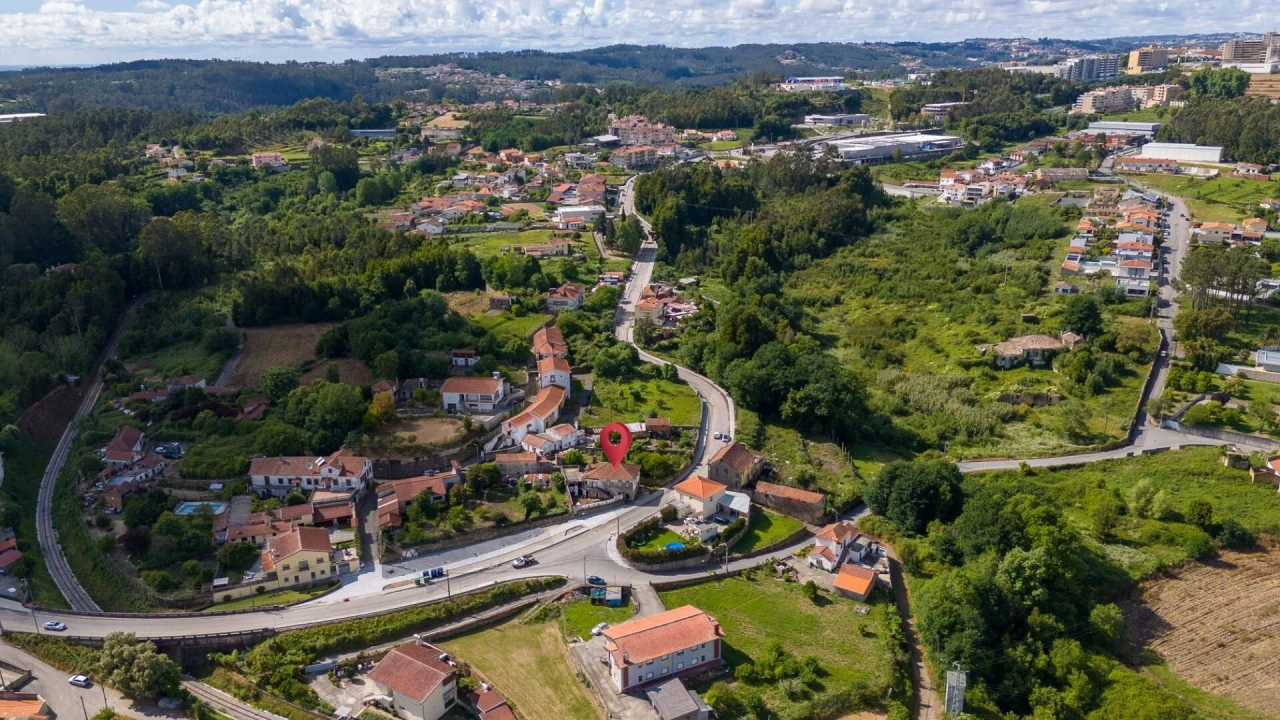 Moradia T4 para Venda em O. Azeméis, Riba-Ul, Ul, Macinhata Seixa, Madail Foto 61