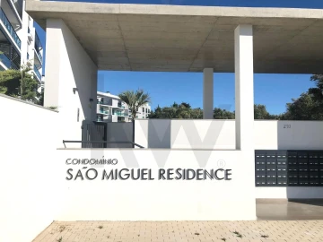 Apartamento T3 para Venda em Carcavelos e Parede