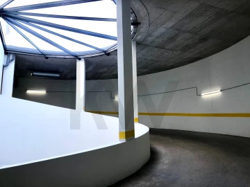 Apartamento T3 para Venda em Carcavelos e Parede