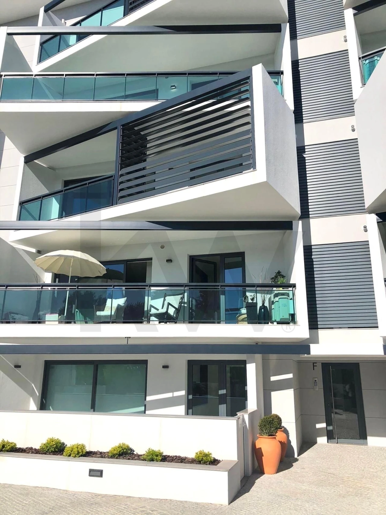 Apartamento T3 para Venda em Carcavelos e Parede Foto 4