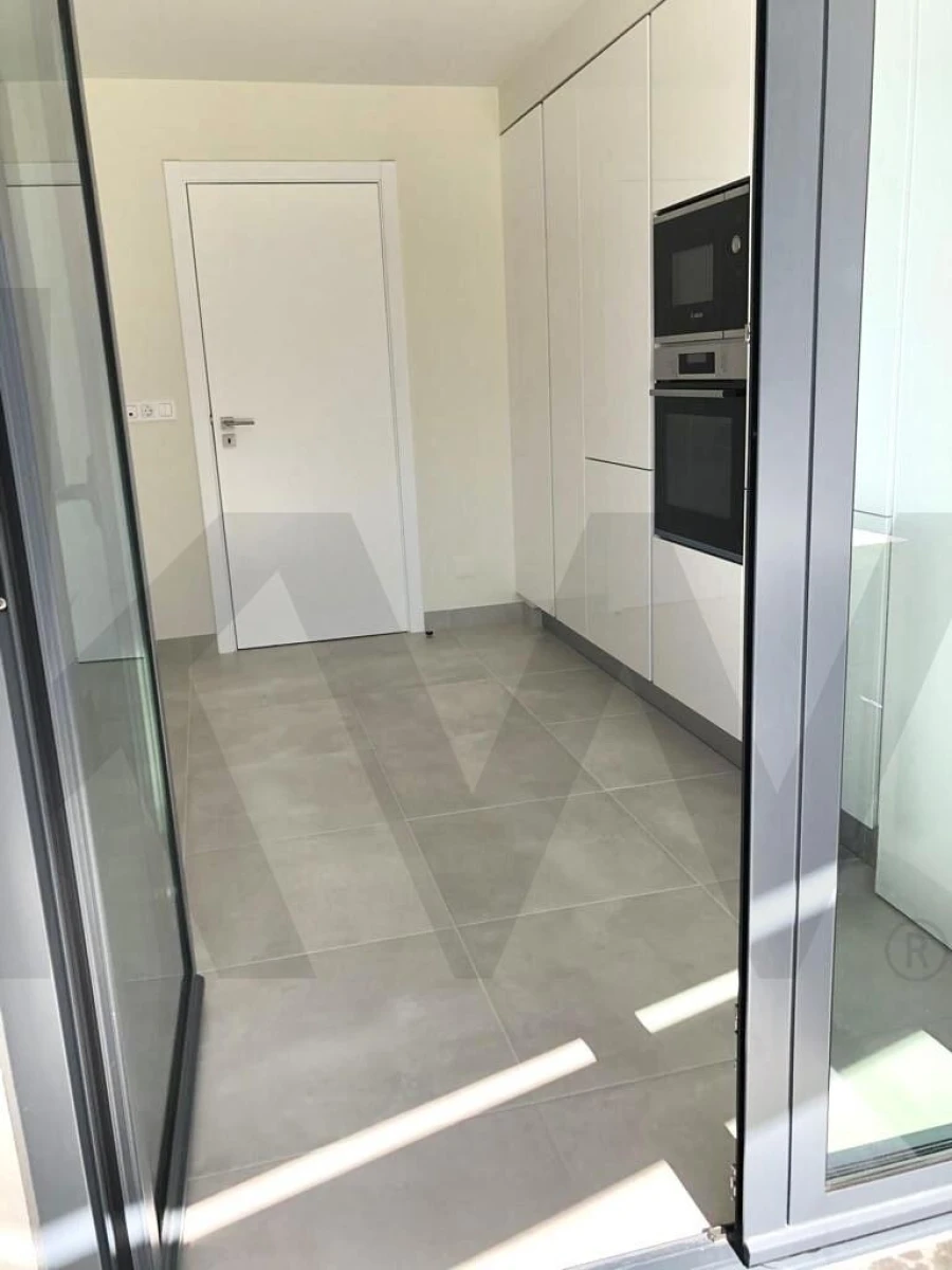 Apartamento T3 para Venda em Carcavelos e Parede Foto 9