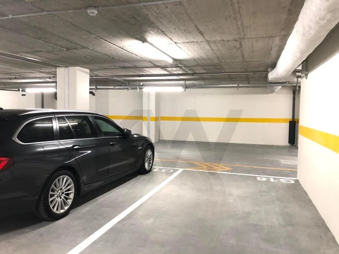 Apartamento T3 para Venda em Carcavelos e Parede Foto 29