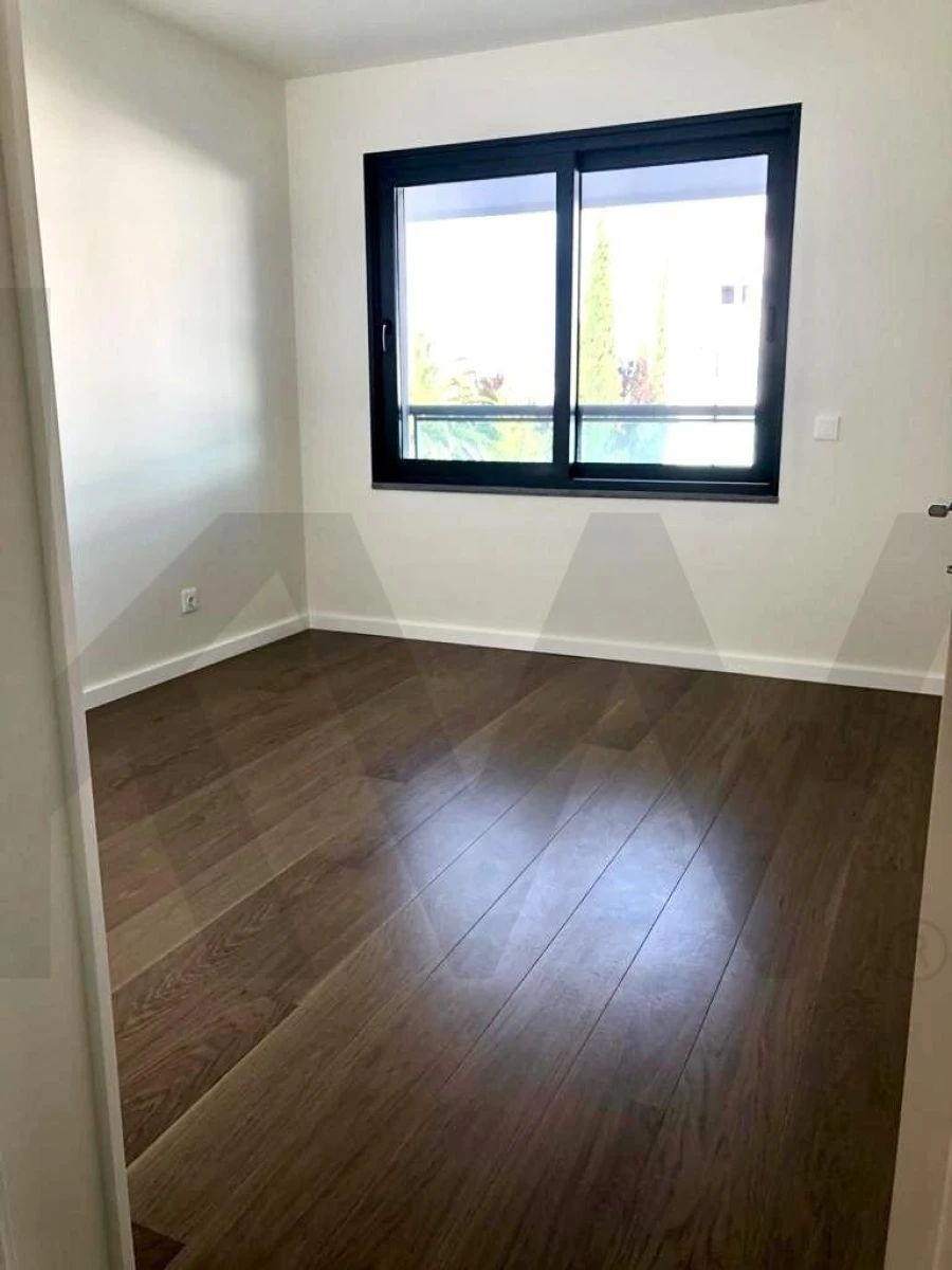 Apartamento T3 para Venda em Carcavelos e Parede Foto 19