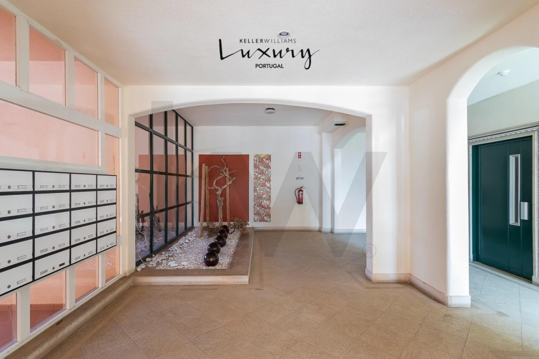 Apartamento T4 para Venda em Cascais e Estoril Foto 42