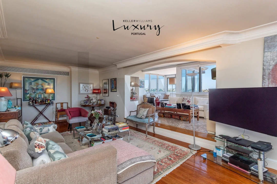 Apartamento T4 para Venda em Cascais e Estoril Foto 6