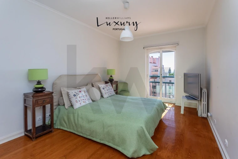 Apartamento T4 para Venda em Cascais e Estoril Foto 24