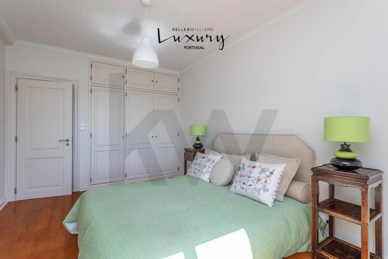 Apartamento T4 para Venda em Cascais e Estoril Foto 25