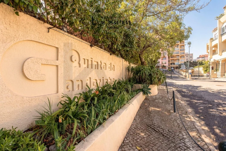 Apartamento T4 para Venda em Cascais e Estoril Foto 44