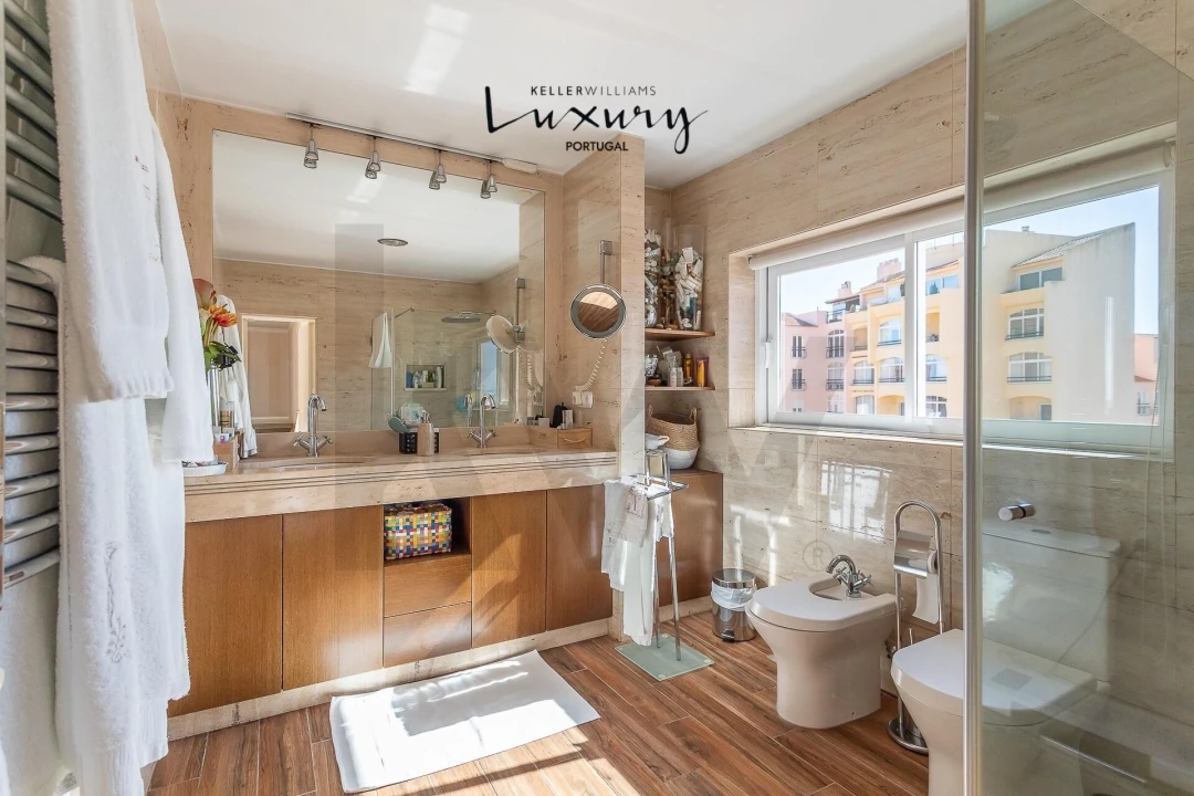 Apartamento T4 para Venda em Cascais e Estoril Foto 34
