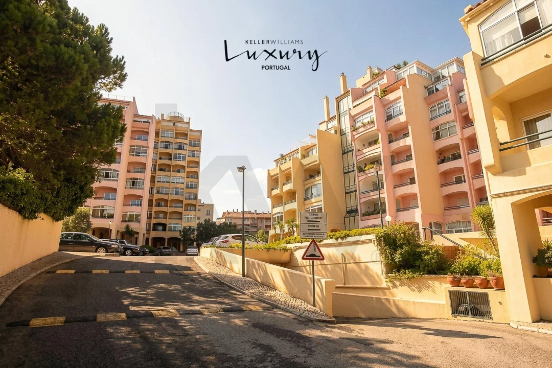 Apartamento T4 para Venda em Cascais e Estoril Foto 43