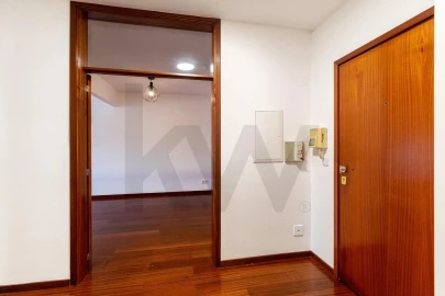 Apartamento T2 para Venda em Santa Marinha e São Pedro da Afurada