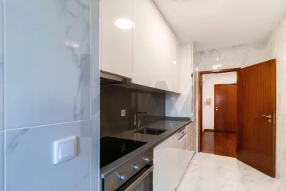 Apartamento T2 para Venda em Santa Marinha e São Pedro da Afurada