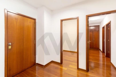 Apartamento T2 para Venda em Santa Marinha e São Pedro da Afurada