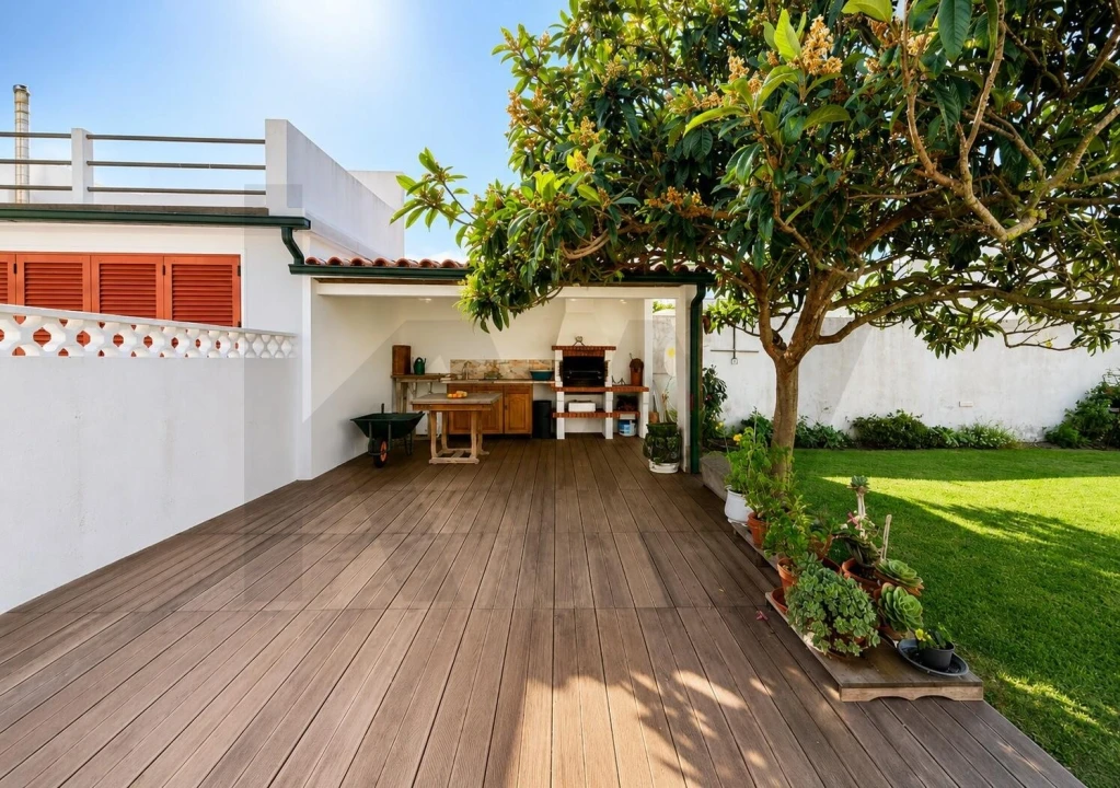 Moradia T3 para Venda em São Pedro Foto 1