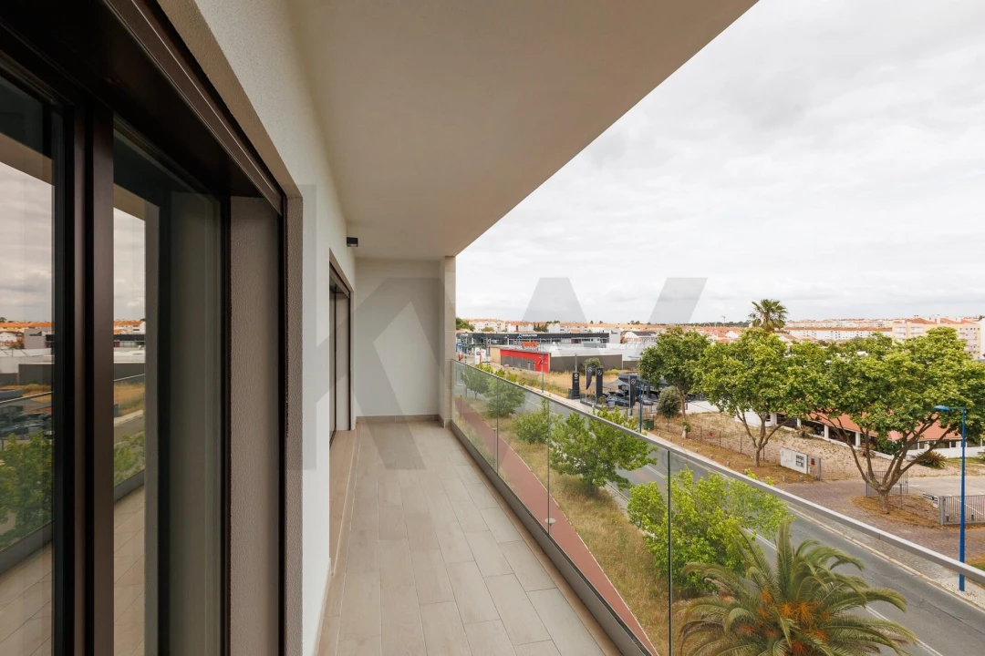 Apartamento T5 para Venda em Montijo e Afonsoeiro Foto 48