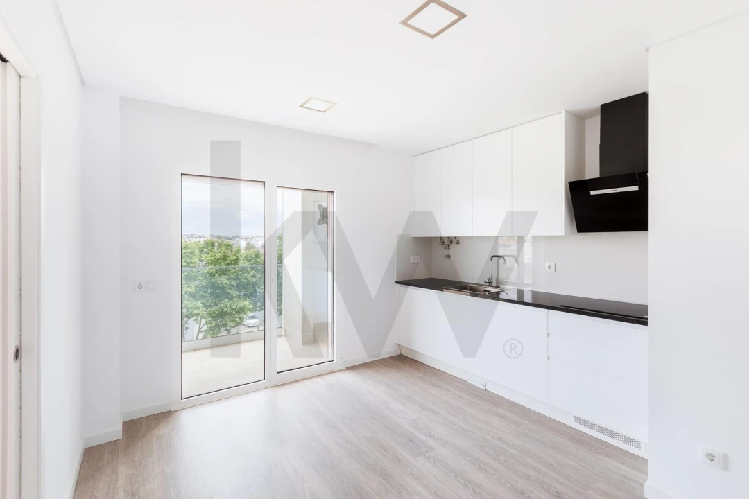 Apartamento T5 para Venda em Montijo e Afonsoeiro Foto 9