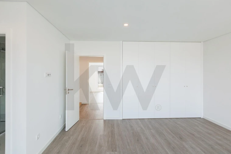 Apartamento T5 para Venda em Montijo e Afonsoeiro Foto 41